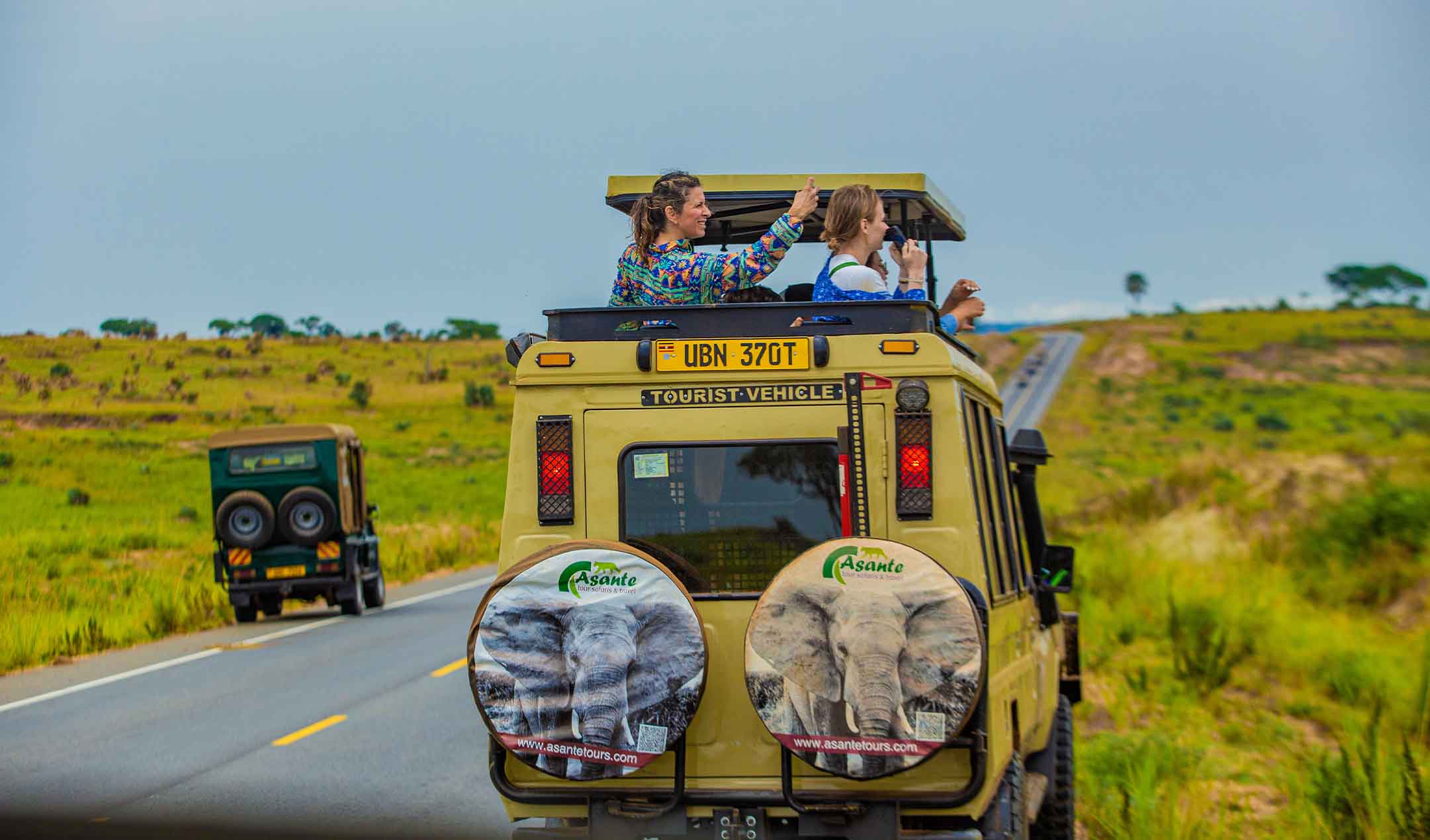 Pearl of Africa Mid-Range Tour